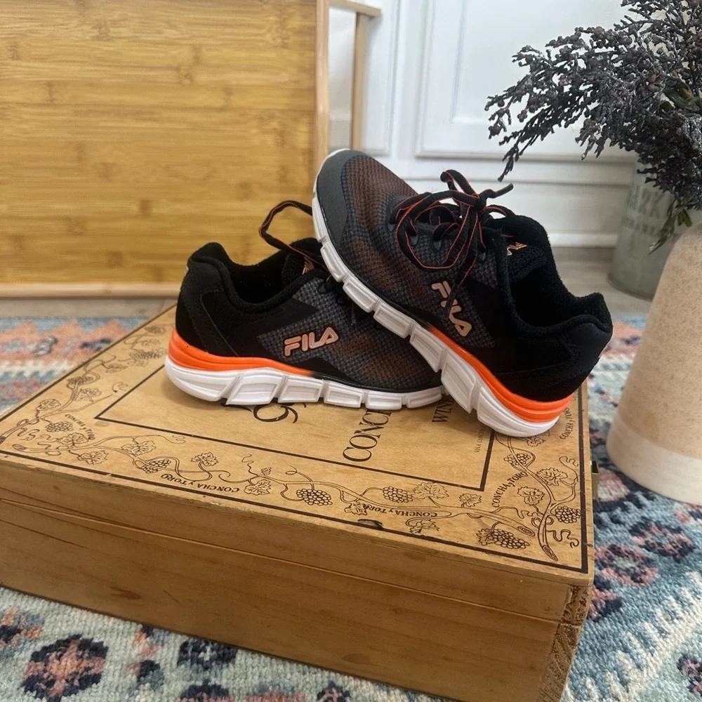 New Fila Exolize 2 Kids Sneakers Running Shoes Black Gray Orange Size 12T